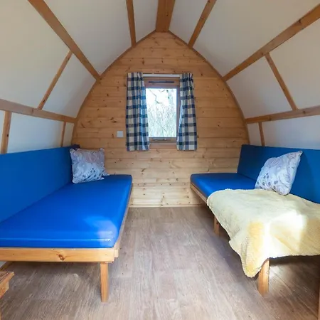 Woodclose Park كيركبي لونسديل