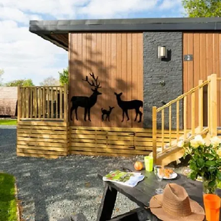 منتزه العطل Woodclose Park *