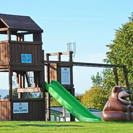 Woodclose Park