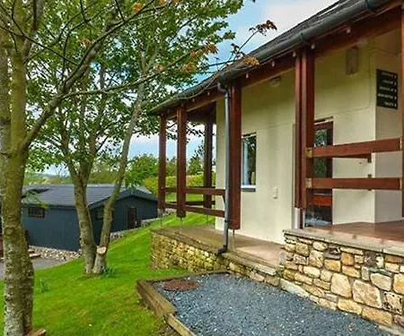 Woodclose Park منتزه العطل