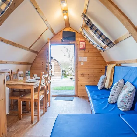 Woodclose Park 假日公园