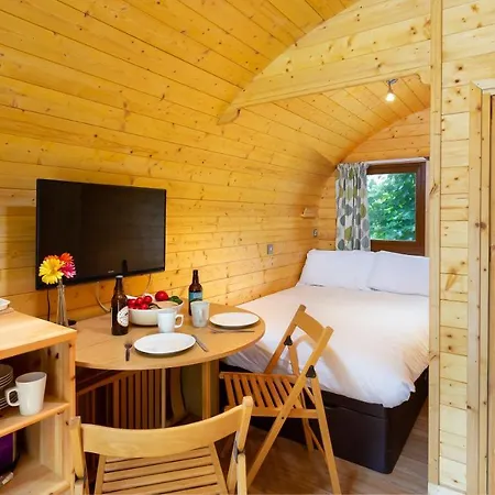 Woodclose Park 假日公园